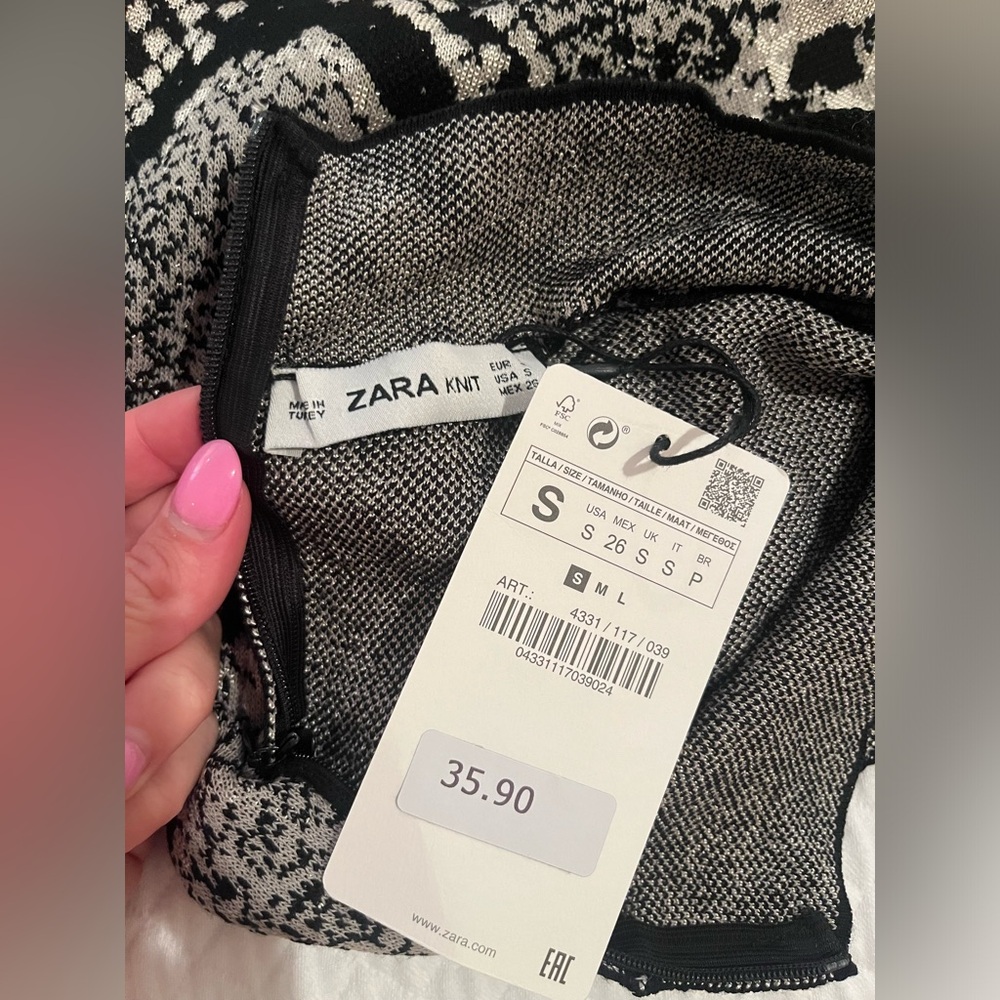 Zara Knit Python Print Mock Neck - Picture 3 of 3